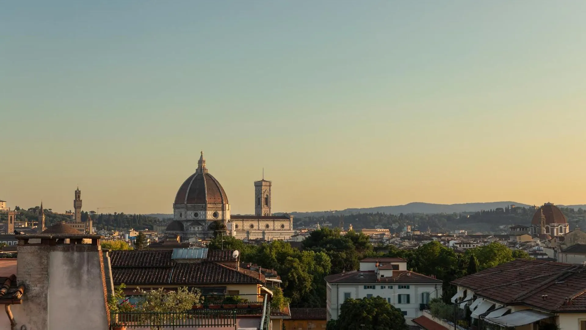 Apartment Penthouse With Terrace Over Florence